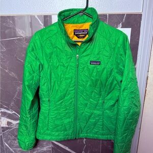 Patagonia nano puff jacket